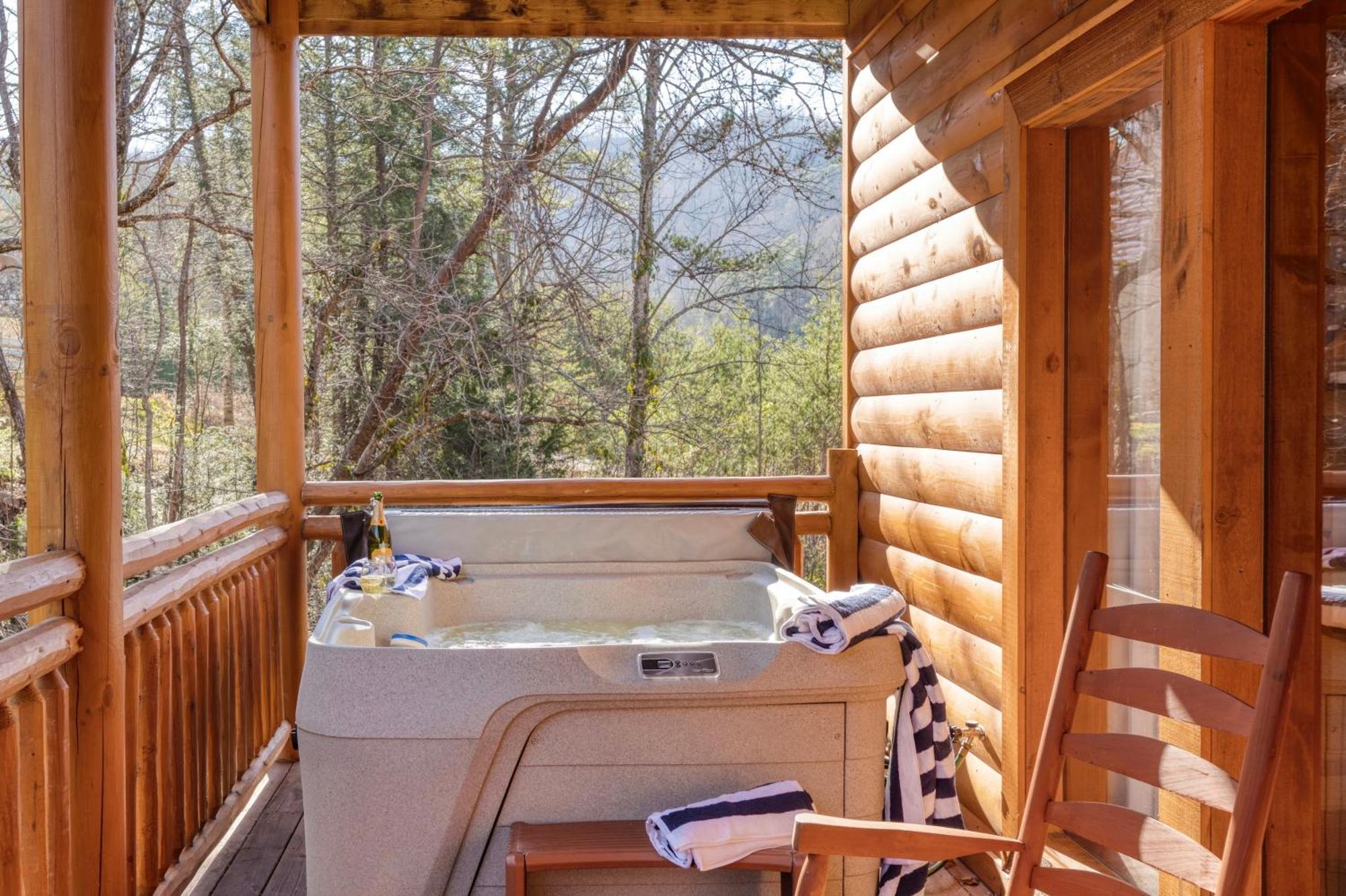 Sycamore By Avantstay Spectacular Mountain Home W Indoor Pool Hot Tub Home Theatre Fire Pit Sevierville Esterno foto